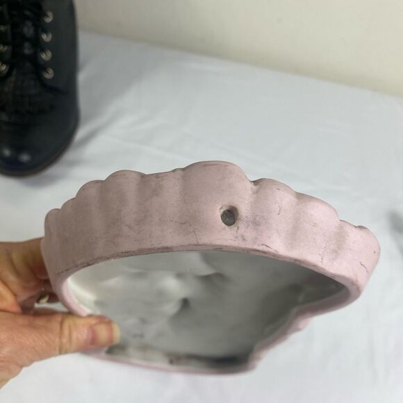 Elegant Vtg Art Nouveau Pink and White Wall Decor Plaque - Picture 8 of 11